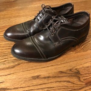 Clarke’s  brown men’s dress shoes 11 M like new!